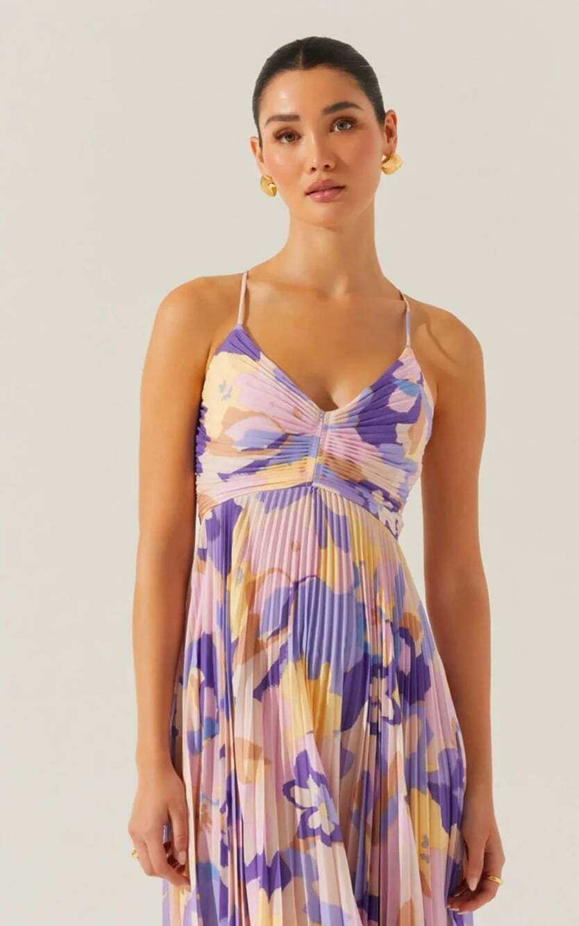 (NWOT) ASTR the Label Floral Pleated Midi Dress Pastel Purple Yellow Size M